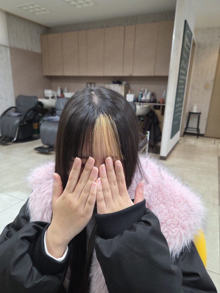 前髪ブリーチ