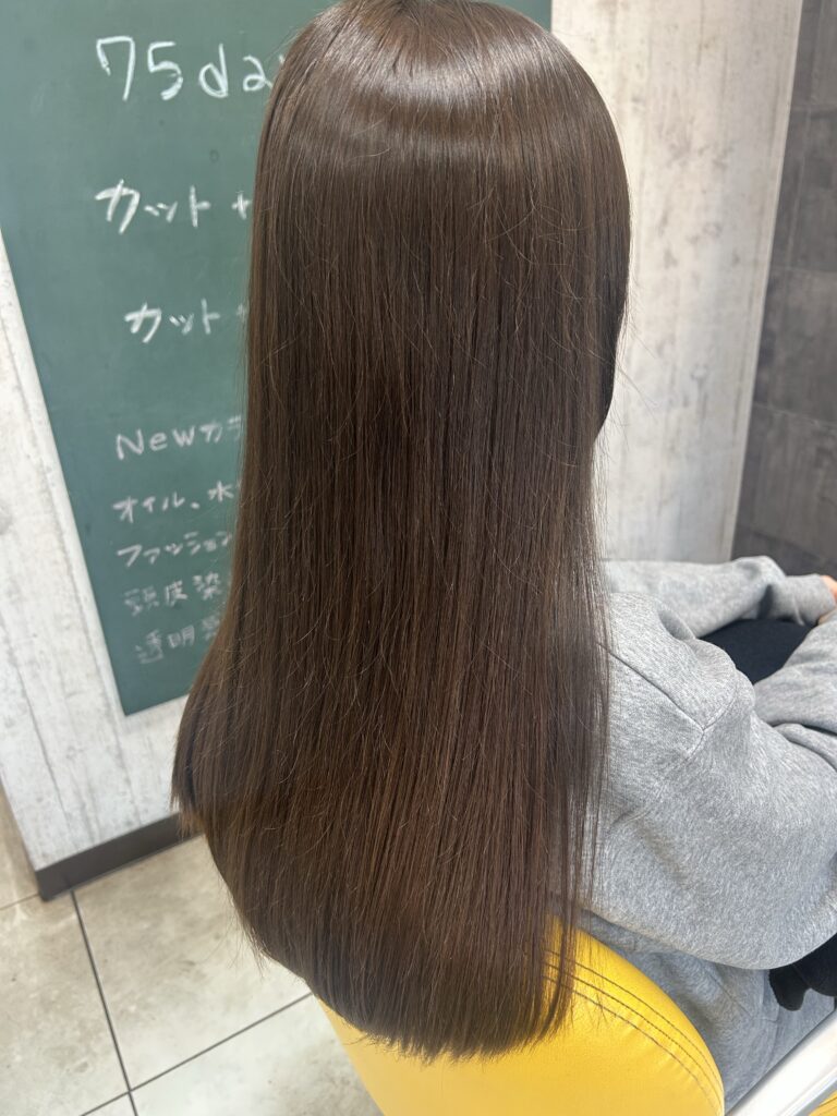 オリーブカラー