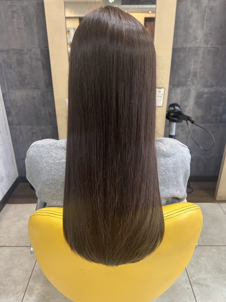 オリーブブラウン